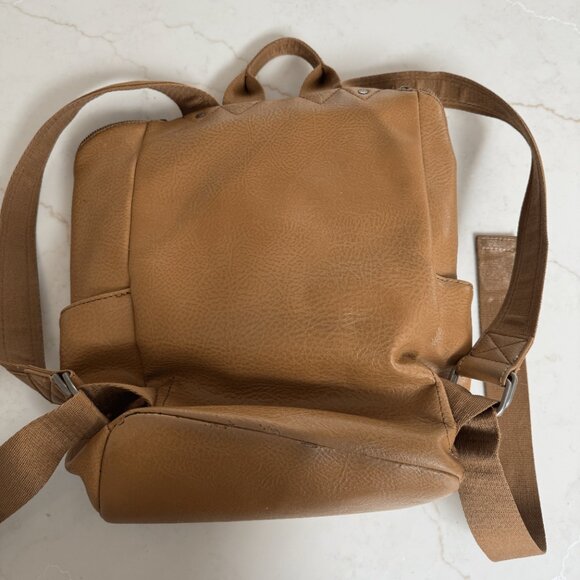 Mat & Nat Brave Vegan Backpack - Picture 2 of 3